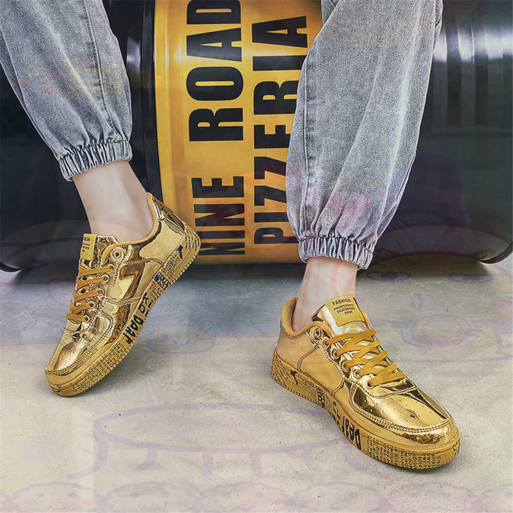 Streetwear Brand Canada - Kaki Bulat Ukuran 45 Sepatu Grosir